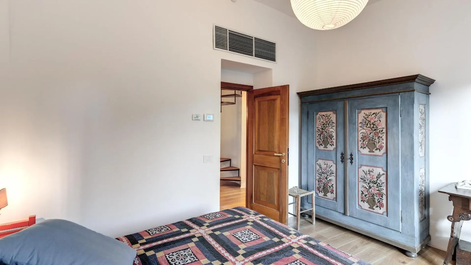 Trastevere Outstanding 4 Bedroom Terraced Apartment Rome