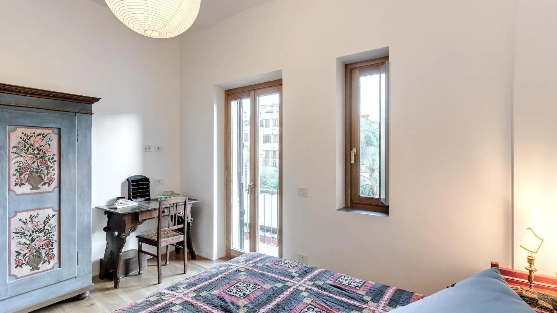 Trastevere Outstanding 4 Bedroom Terraced Apartment Rome Italy