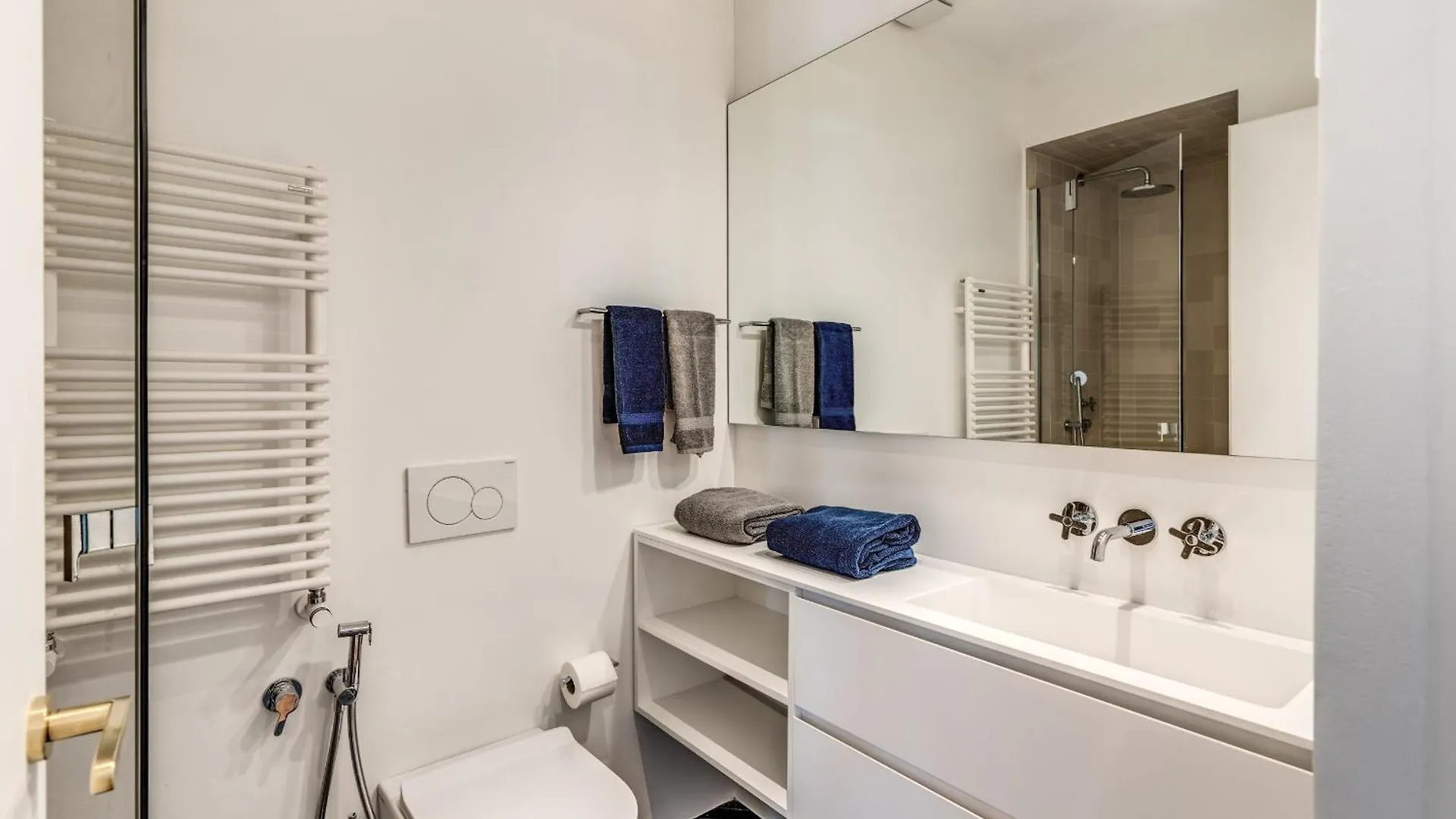Trastevere Outstanding 4 Bedroom Terraced Apartment Rome