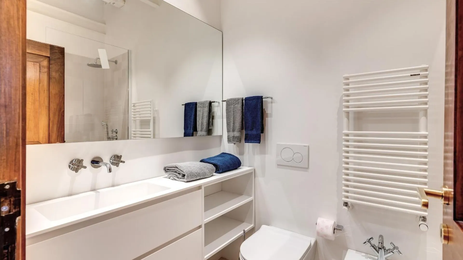 Trastevere Outstanding 4 Bedroom Terraced Apartment Rome