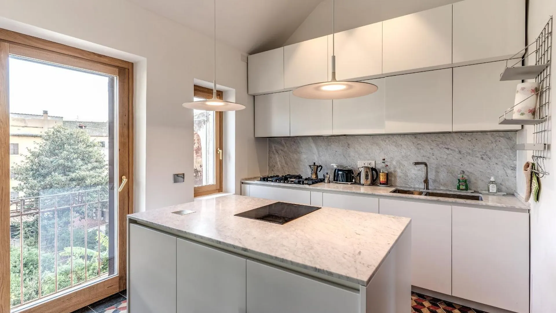 Trastevere Outstanding 4 Bedroom Terraced Apartment Rome 0*,