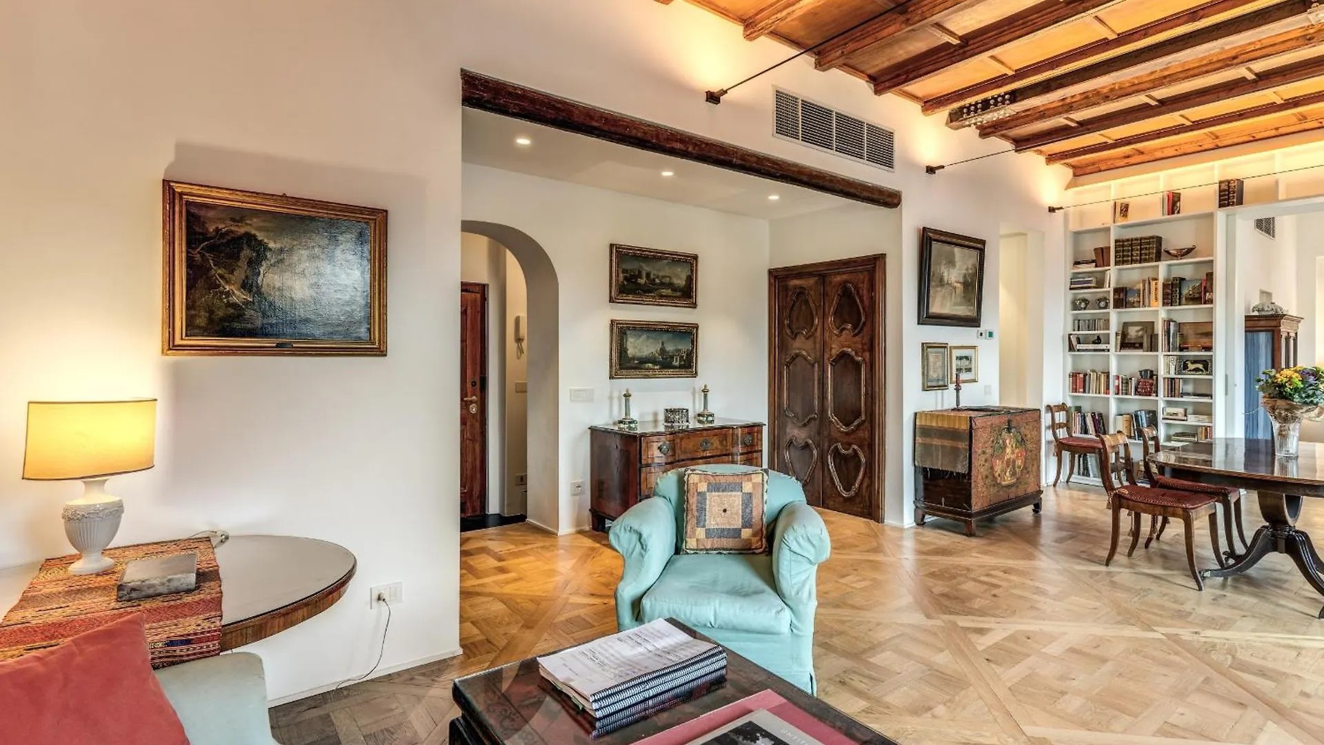 Trastevere Outstanding 4 Bedroom Terraced Apartment Rome
